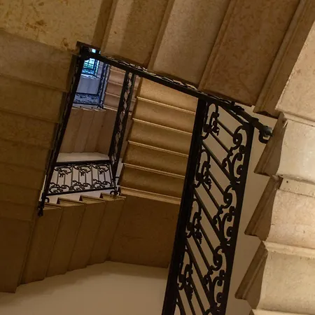 Appartement Maisons Via Torino Milaan
